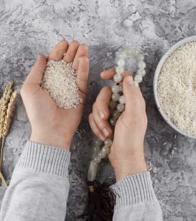 flat-lay-hands-holding-rice